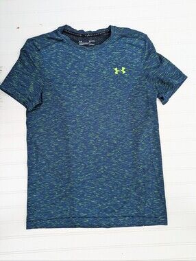 Under Armour Fitted Smooth Tech Athletic Tee